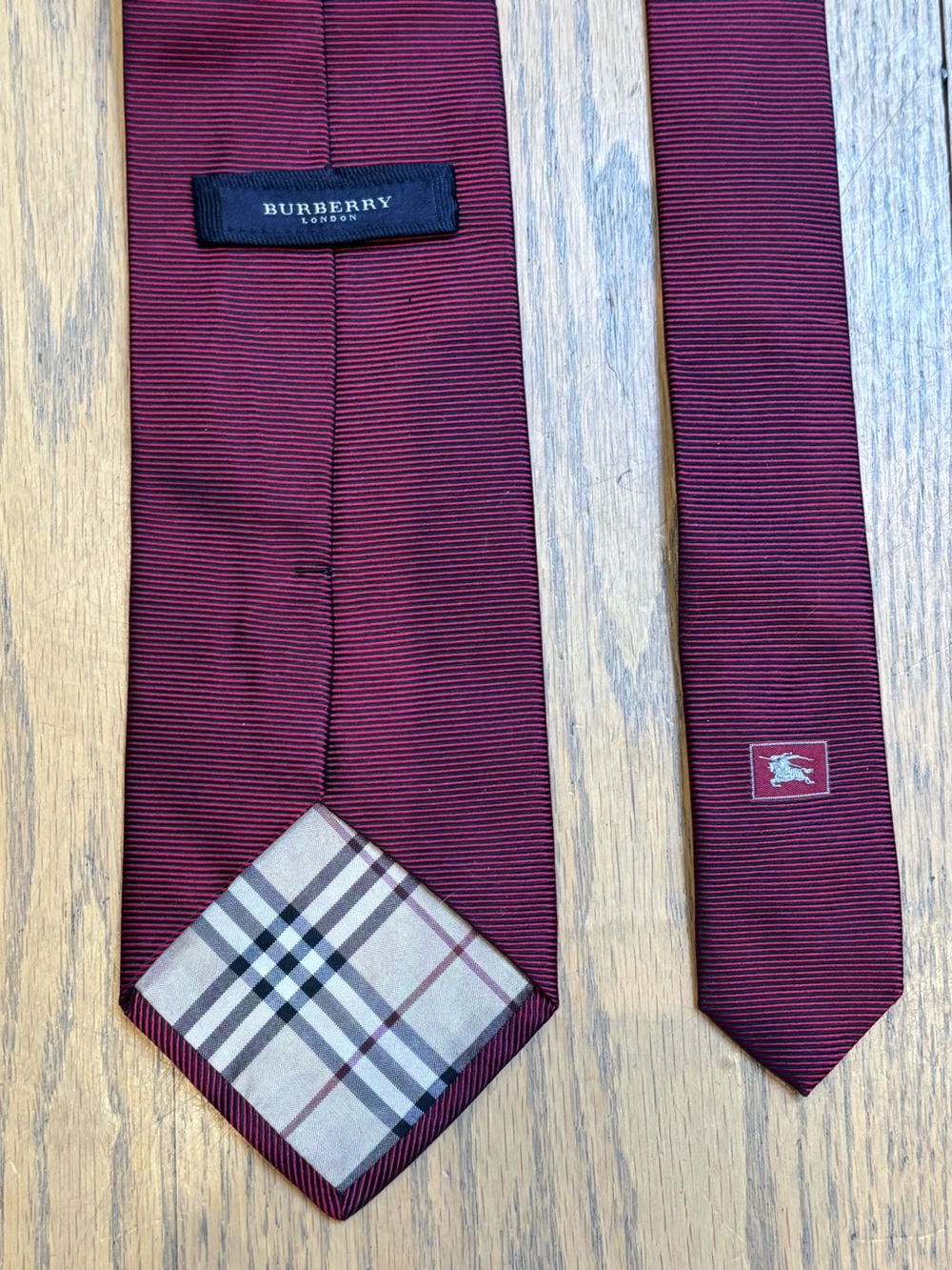 Burberry Maroon men’s Silk Tie